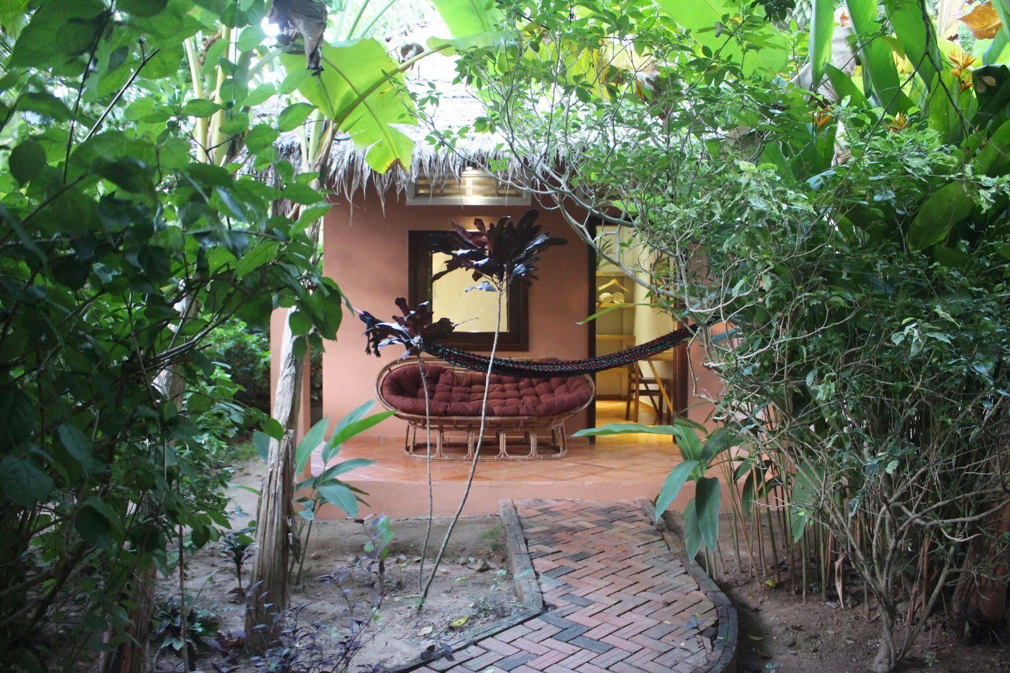 Botanica pensión Kep Exterior foto