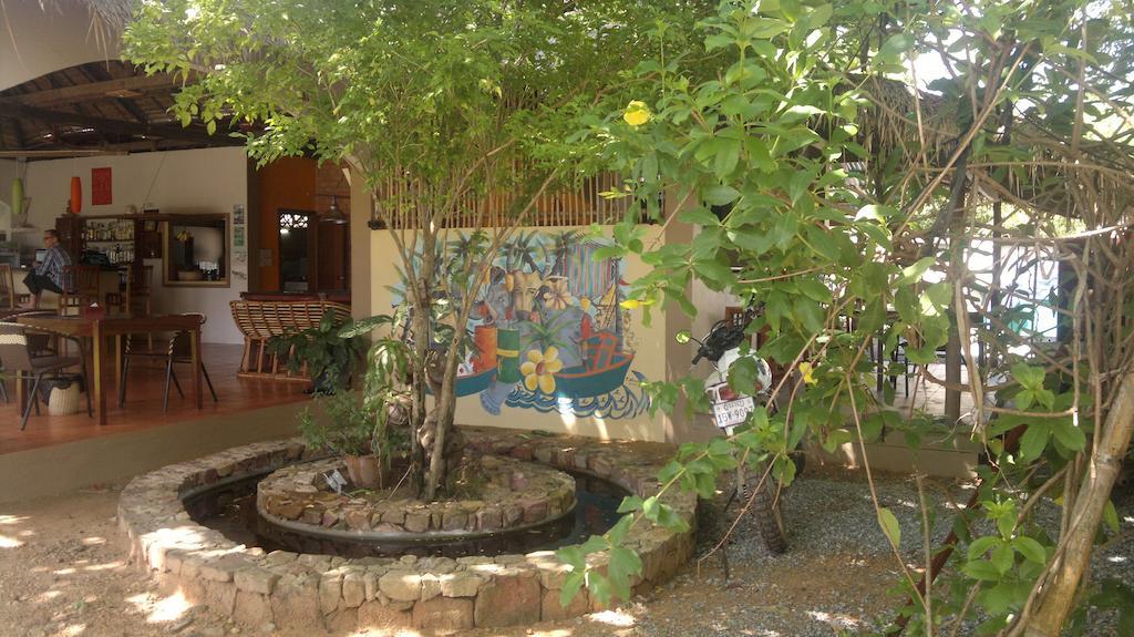 Botanica pensión Kep Exterior foto