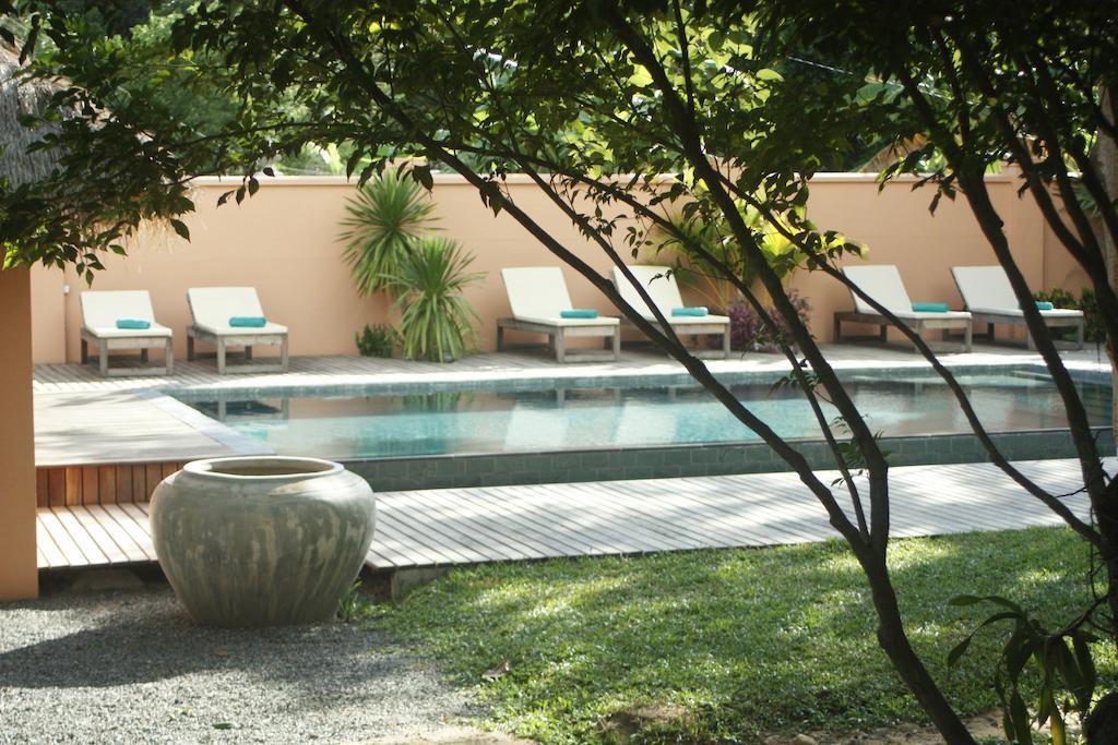 Botanica pensión Kep Exterior foto